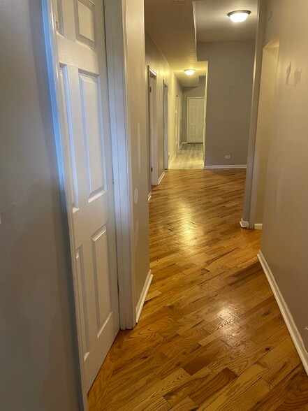 Building Photo - 1549 S Saint Louis Ave