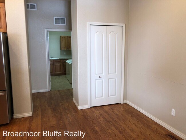 Building Photo - 5 br, 3.5 bath House - 9667 Carriage Creek...
