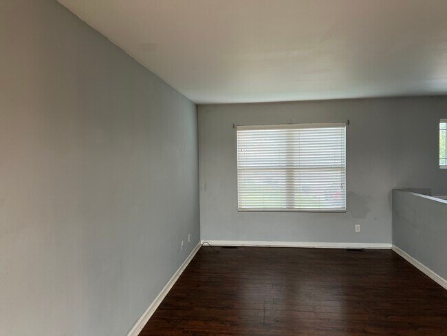 Building Photo - 6960 N 89th St