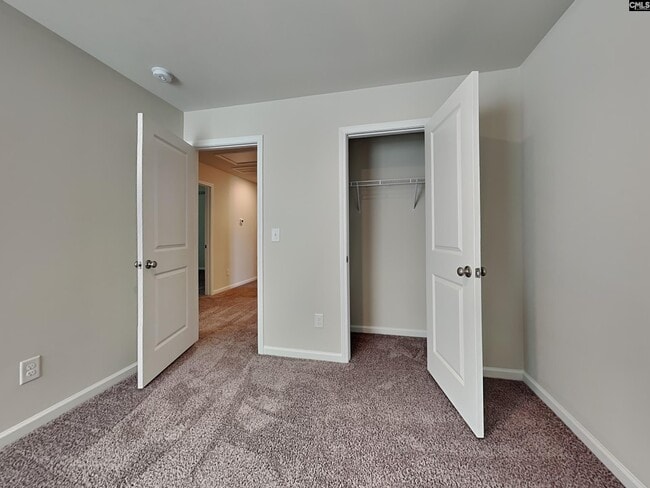 Building Photo - 610 Belmont Red Ln