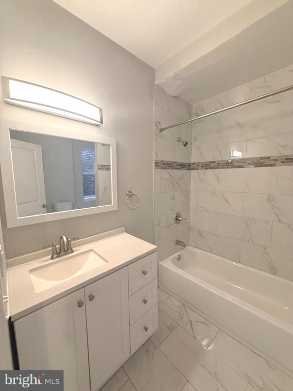 Building Photo - 5908 Old York Rd