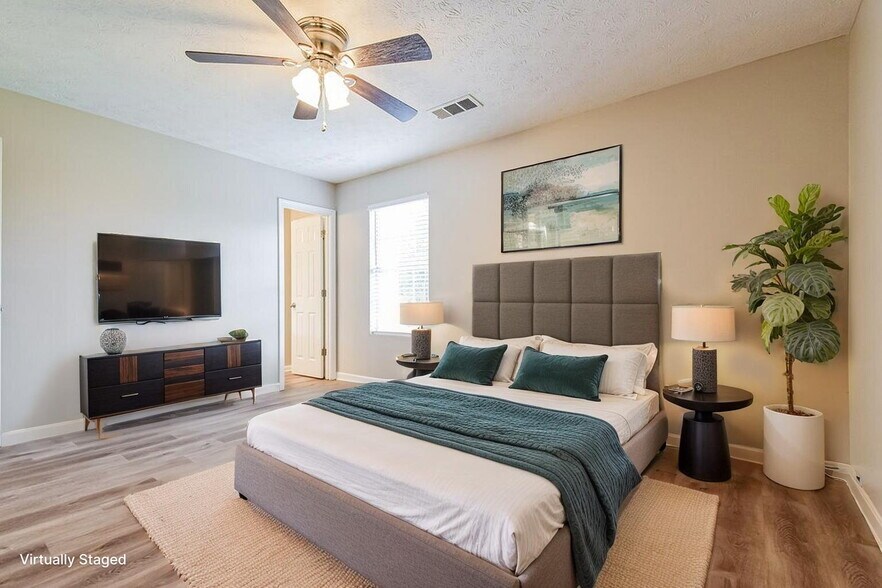 Building Photo - 6149 Raleigh Oaks Ct