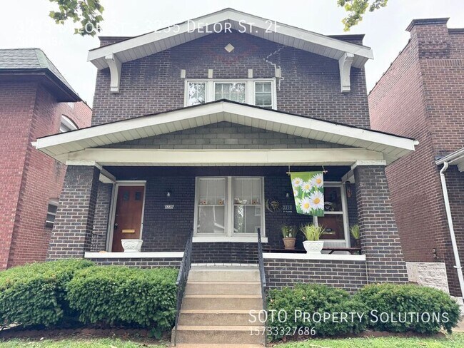 Primary Photo - 3235 Delor St