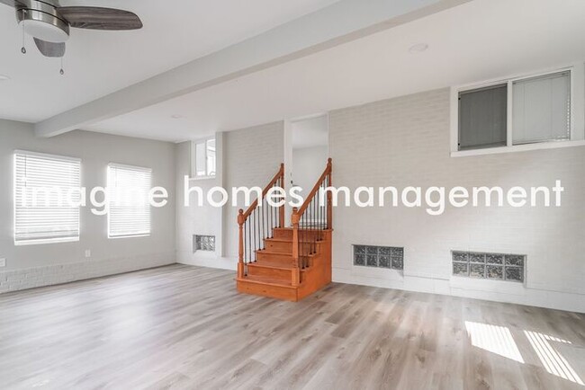Building Photo - Fully Renovated 4 Bedroom Single Family Ho...