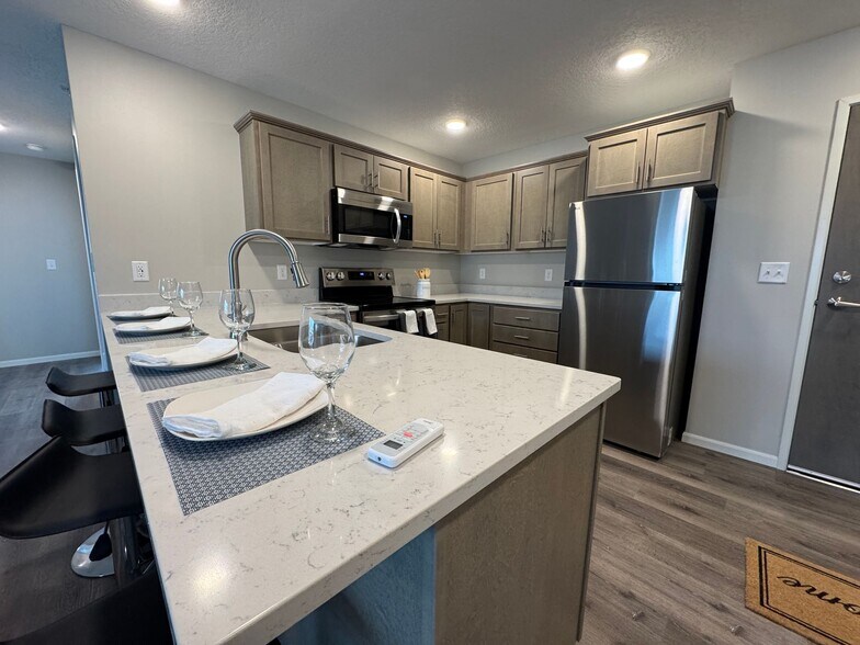 Building Photo - Winsted Fields Apartments