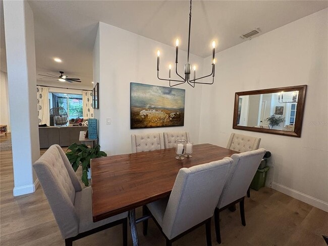 Building Photo - 10413 Canary Isle Dr