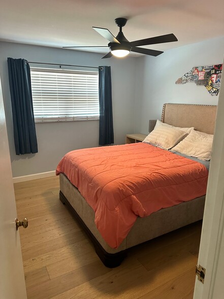 Building Photo - 3013 Sabal Rd