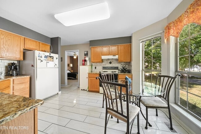 Building Photo - 10160 Highgate Cir