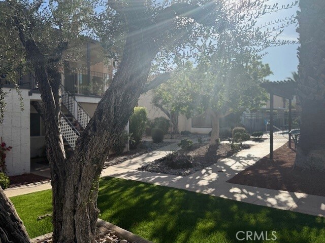 Building Photo - 45225 Sunset Ln