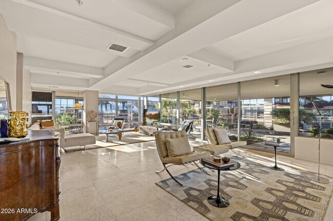 Building Photo - 7167 E Rancho Vista Dr