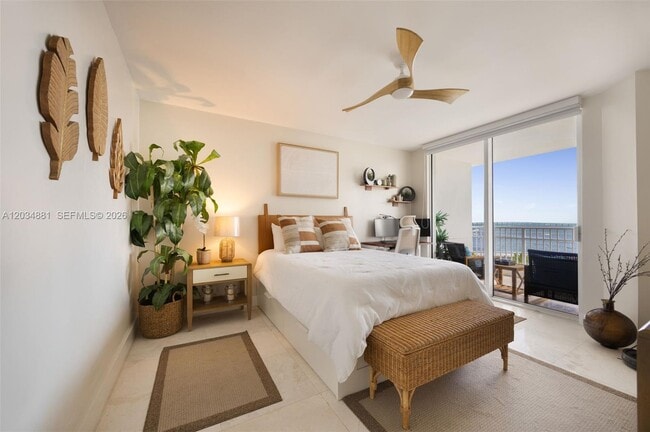 Building Photo - 701 Brickell Key Blvd