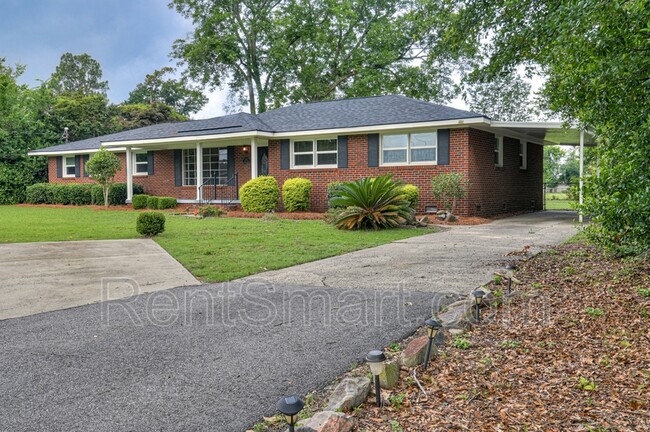 Building Photo - 202 Spring Dr