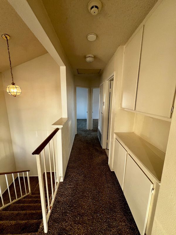 Building Photo - 1195 Bautista Ln