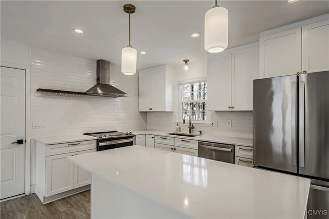 Building Photo - 57 Beechwood Rd