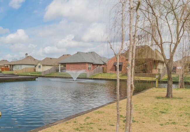 Building Photo - 145 Treasure Cove