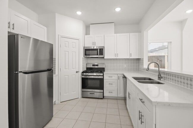 Building Photo - 8302 Tidwell Rd