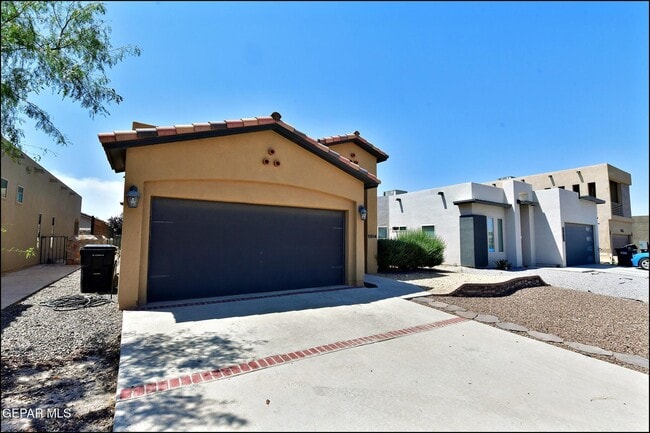 Building Photo - 13514 Hazlewood St