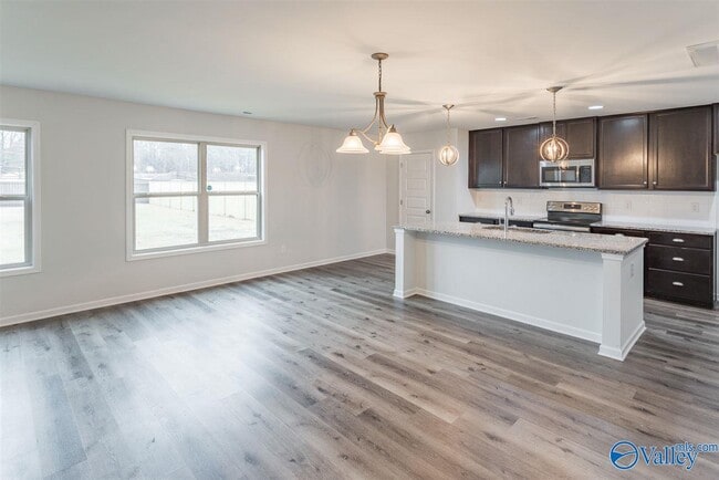 Building Photo - 276 Fenrose Dr