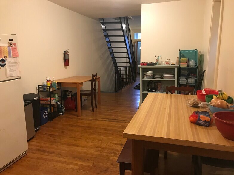 Building Photo - 3937 Baltimore Ave