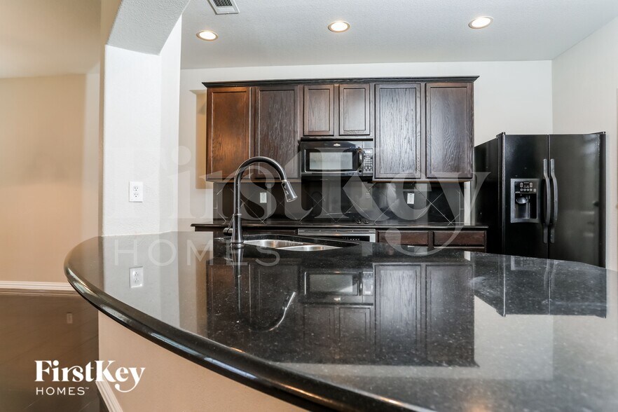 Building Photo - 1209 Wentwood Dr