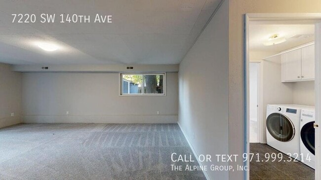 Building Photo - 7220 SW 140th Ave