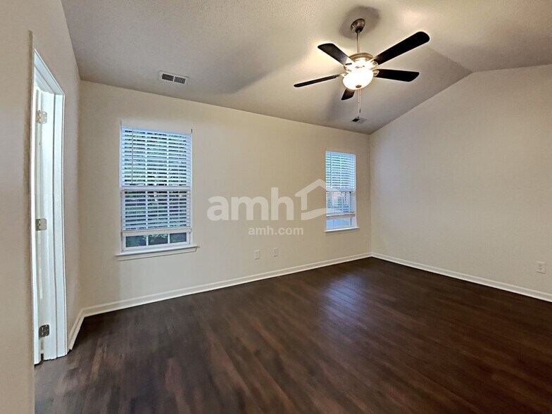 Building Photo - 13929 Hatton Cross Dr