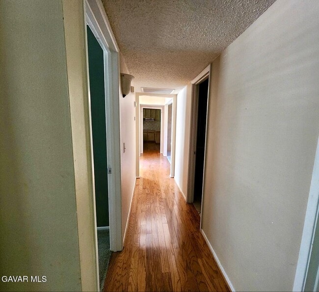 Building Photo - 43757 Albeck Ave