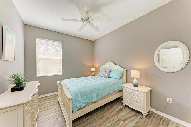 Building Photo - 135 River Enclave Ct