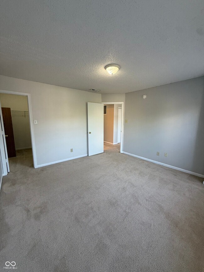 Building Photo - 10605 Carrie Ln