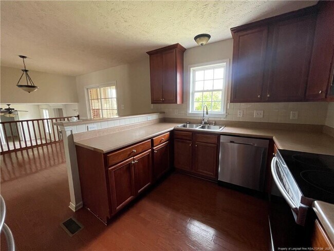 Building Photo - 8240 Frenchorn Ln