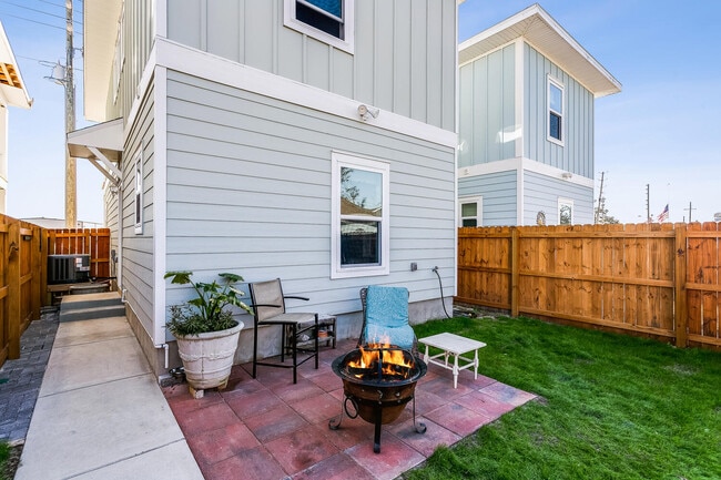 Backyard - 714 W Main St