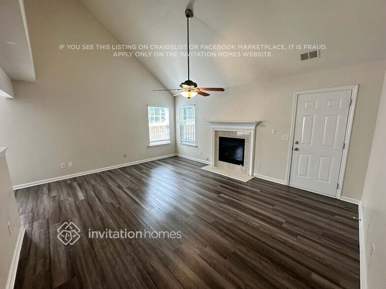 Building Photo - 8806 Laurel Run Dr