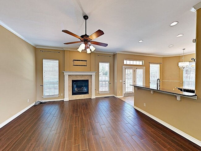 Building Photo - Beautiful East Edmond home in Belmont Farms.
