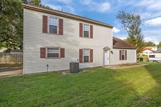 Building Photo - Just Renovated & Ready for You!