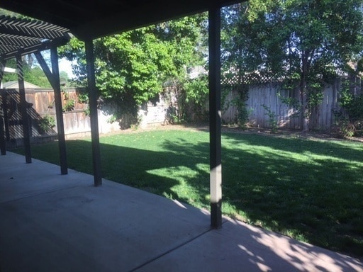 Building Photo - Beautiful home in private cul-de-sac!