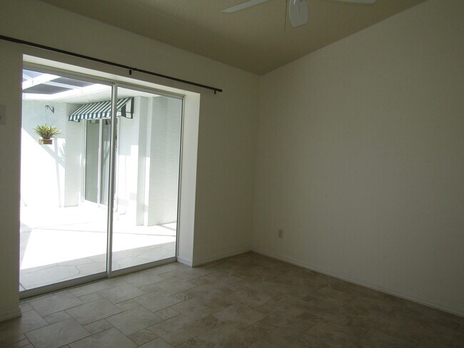 Building Photo - 198 Venice Palms Blvd