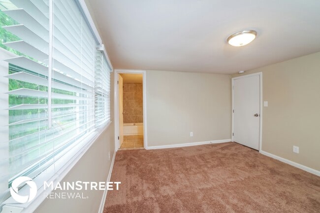 Building Photo - 3422 Peleske Dr