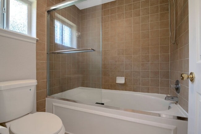 Building Photo - Spacious 4BR House in Citra