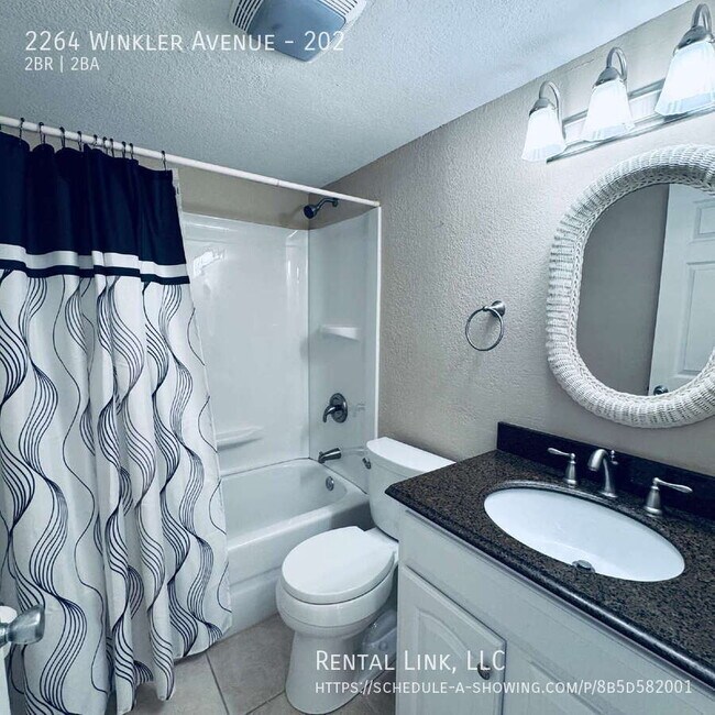 Building Photo - 2264 Winkler Ave