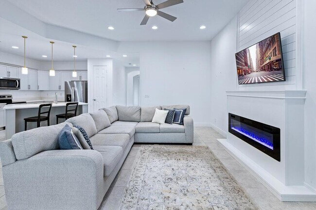 Building Photo - 2590 Bella Vista Cir