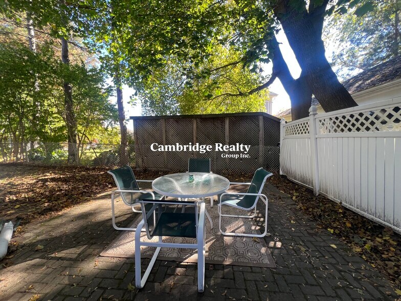 Building Photo - 50 Marion Rd