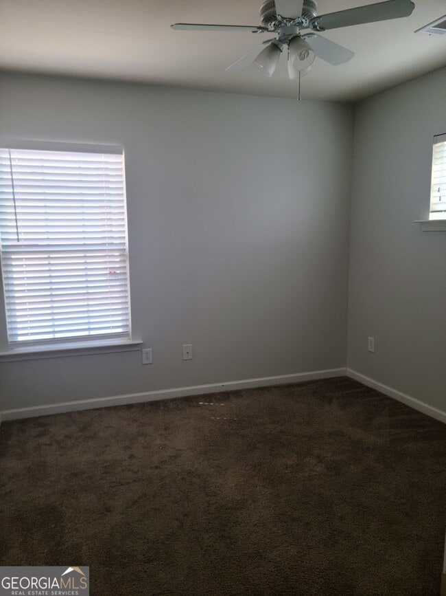 Building Photo - 2025 Appaloosa Way