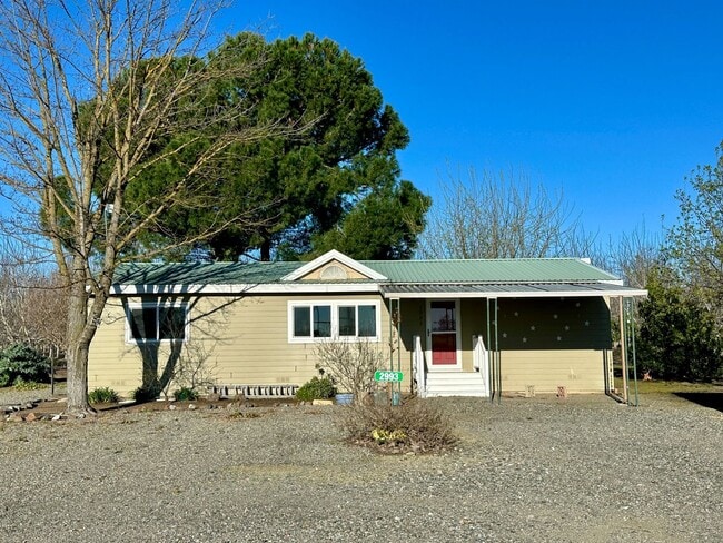 Building Photo - Country House Coming Soon!