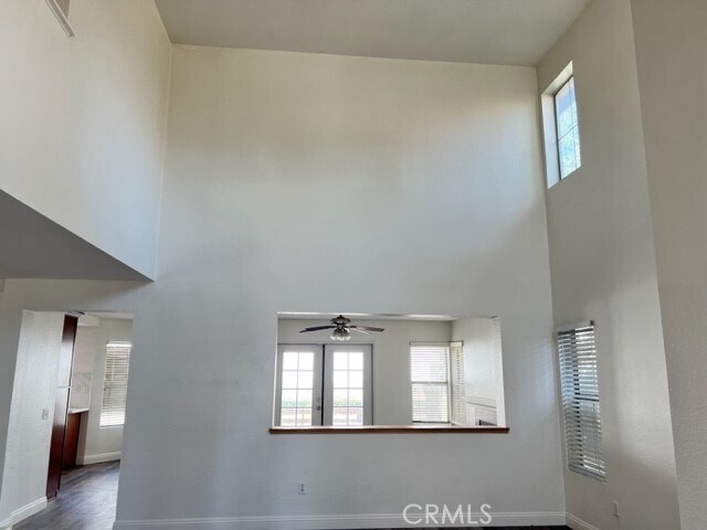 Building Photo - 14240 Plumas Ct