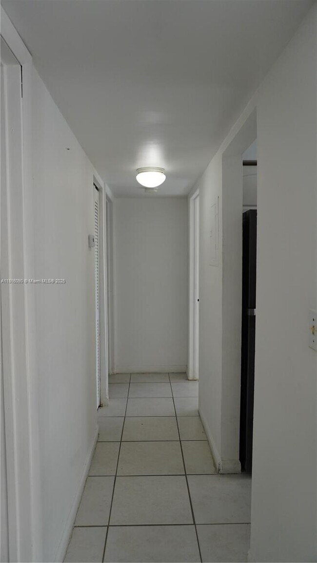 Building Photo - 8305 SW 152nd Ave