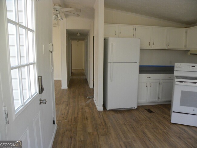 Building Photo - 174 Bell Acres Rd