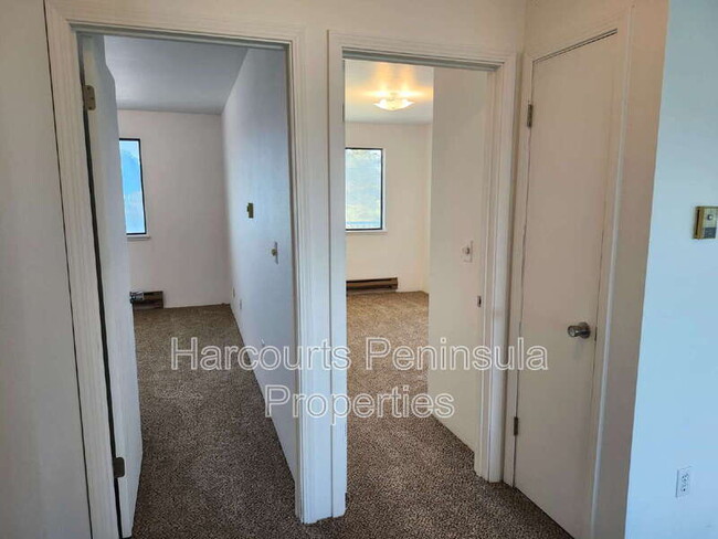 Building Photo - 1588 Naval Ave