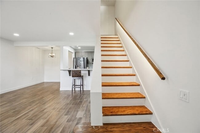 Building Photo - 25761 Le Parc