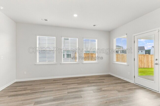 Building Photo - 123 Scout Dr
