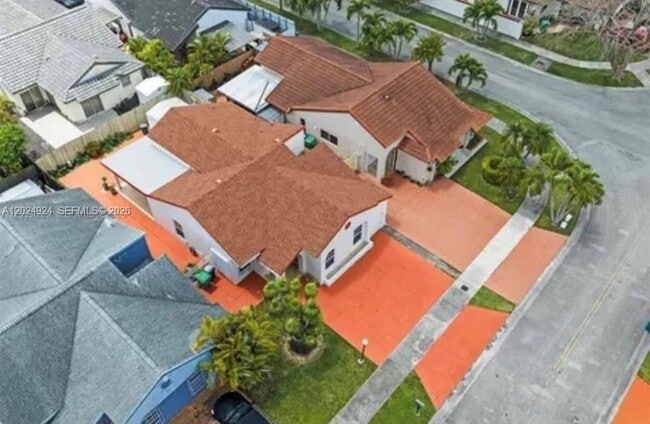 Building Photo - 13440 SW 28th St